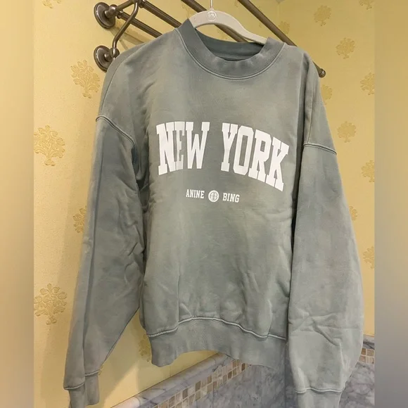 Anine Bing Jaci New York Sweatshirt Size S LIMITED EDITION NO Longer Ava…